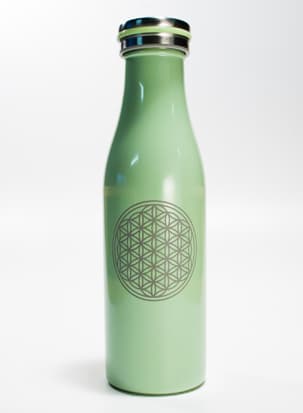 Trinkflasche grün 500ml aus Edelstahl mit Gravur Blume des Lebens